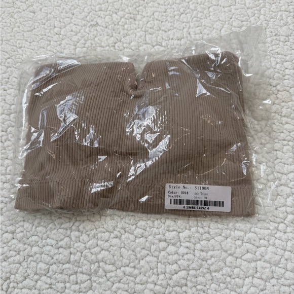 Brown Ribbed Crop Top - Picture 2 of 4